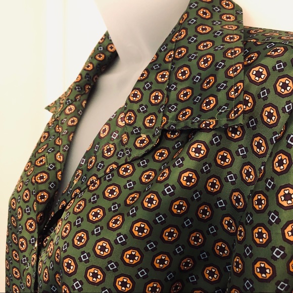 Retro Print Button Down Top - Picture 4 of 5